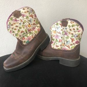 Flower and butterfly Justin’s boots. Size 2. $10